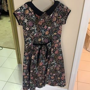Heart of Haute flower and gold dress new without tags size medium